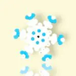 Modèle de perles à repasser - Noël - Flocon blanc et bleu