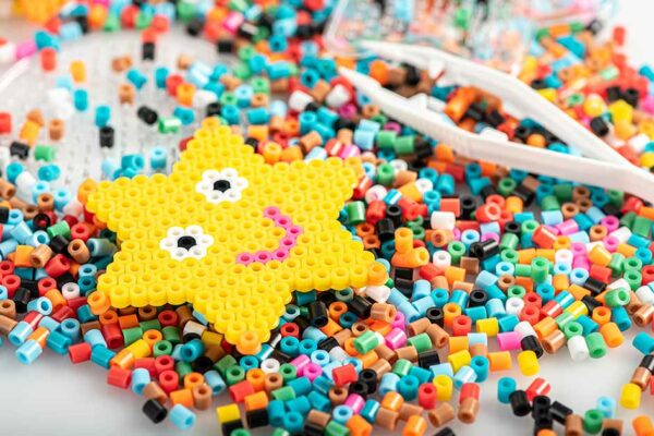 Perler beads tutorial: everything you need to know to get started with your kids!" 😊