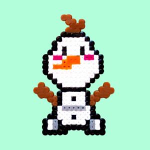 Modèle de perles à repasser Disney à imprimer - Olaf la Reine des Neiges - Easy & Free printable Disney Frozen perler beads pattern! Actual size for pegboards!