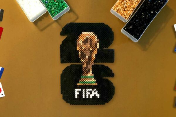 Modèle perles à repasser FIFA 2026 à imprimer gratuit - Coupe du Monde de Football - Crée ton trophée pour ta déco 100% foot ! Free printable 2026 FIFA World Cup perler beads patterns